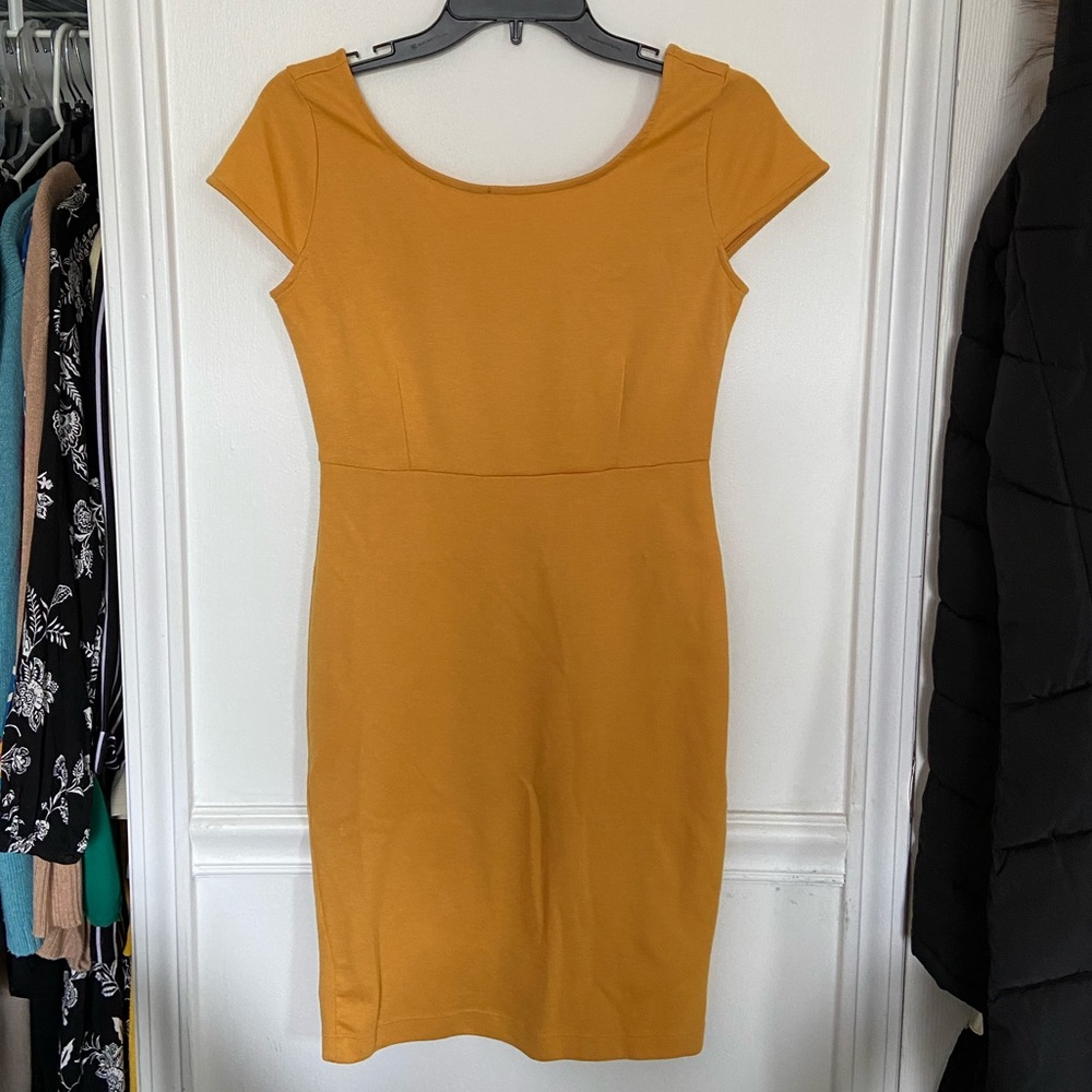 Forever21 Mustard Yellow Medium size Dress Above Knee Length